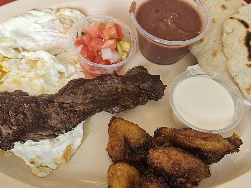 Nueva San Salvador II food